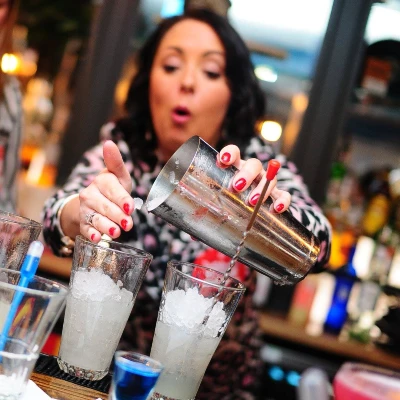 hen party cocktail class London